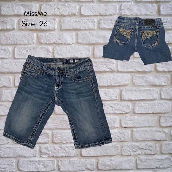 Miss Me Jean Shorts - Picture 1 of 11